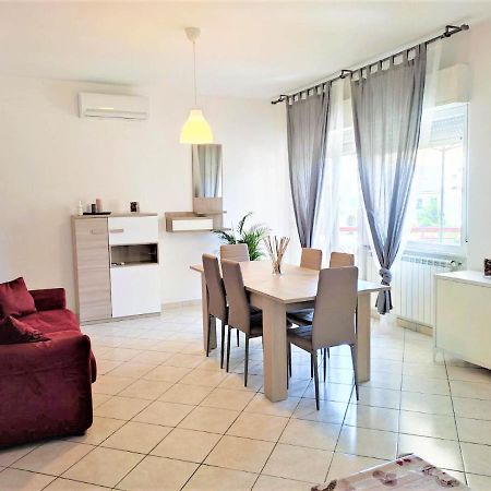 La Casa Del Sole Villa Santa Marinella Bagian luar foto