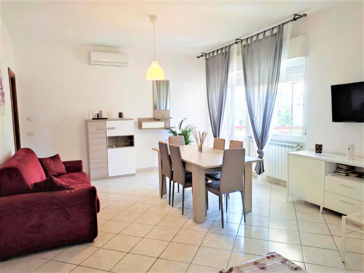 La Casa Del Sole Villa Santa Marinella Bagian luar foto